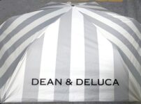 DEAN&DELUCA日傘　数量限定 ホワイト×グレーストライプ